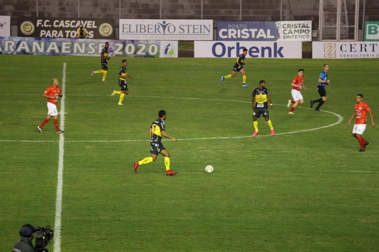 FC Cascavel goleia o Rio Branco e conquista as inéditas vagas na semifinal do Campeonato Paranaense e na Copa do Brasil