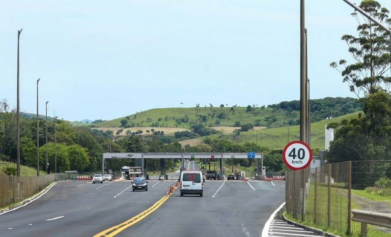 Governo prepara auditorias para encerrar contratos de pedágio