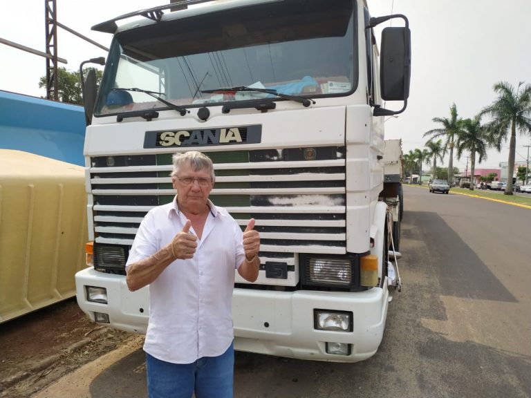 Waldir José Denig, representa nossa homenagem a todos os caminhoneiros!