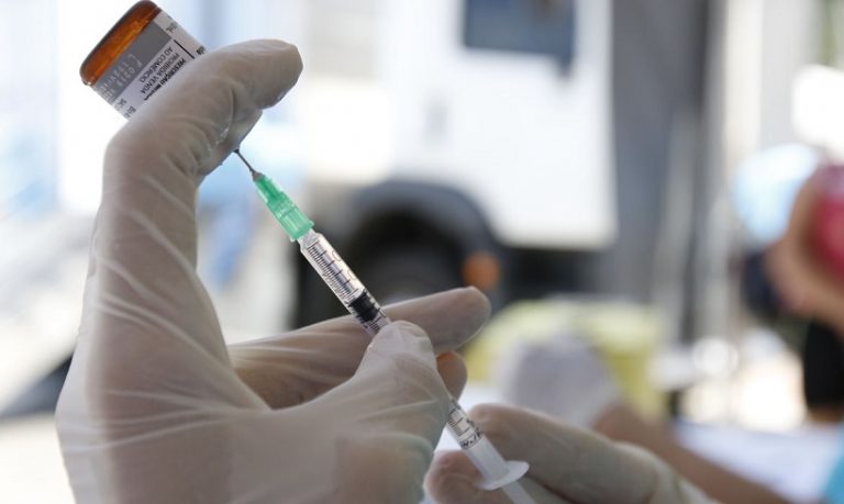 Empatia pode ser a chave para combater fake news sobre vacinas