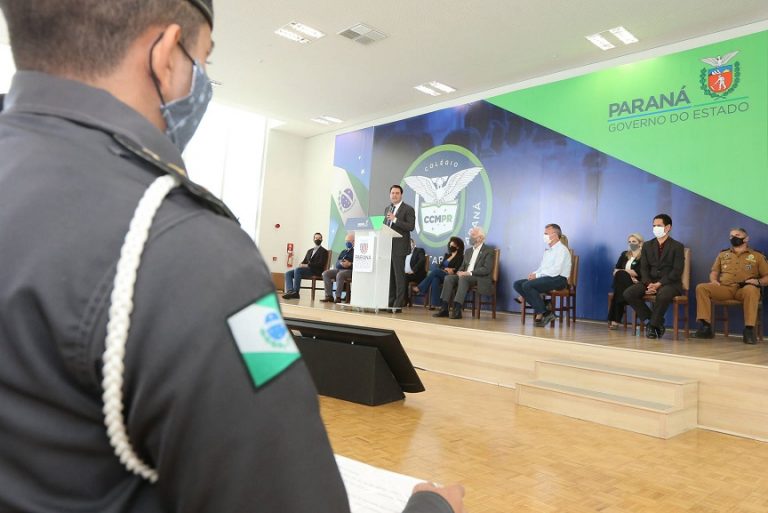 Paraná terá 215 colégios cívico-militares, maior programa do Brasil. Assis Chateaubriand teve duas escolas selecionadas