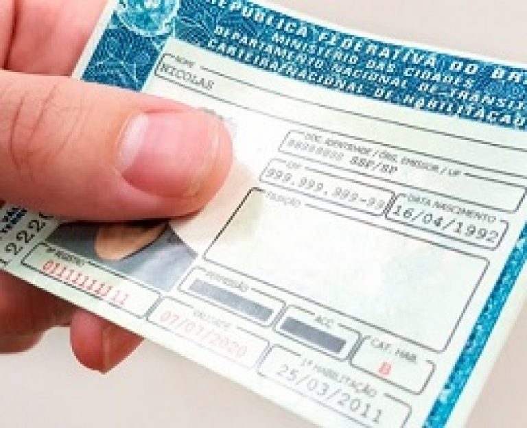 Renovação da CNH volta nesta terça-feira