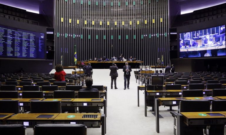 Senado aprova inclusão de agravante a crime de racismo no Código Penal