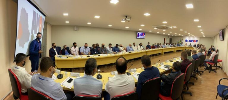 Primeira reunião da Amop discute covid-19, volta às aulas e pedágio