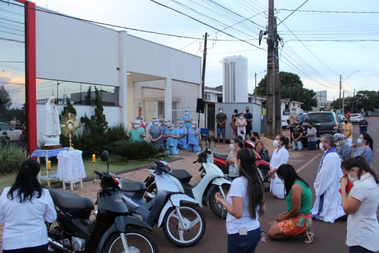 Empatia, amor, fé e esperança por meio da oração!