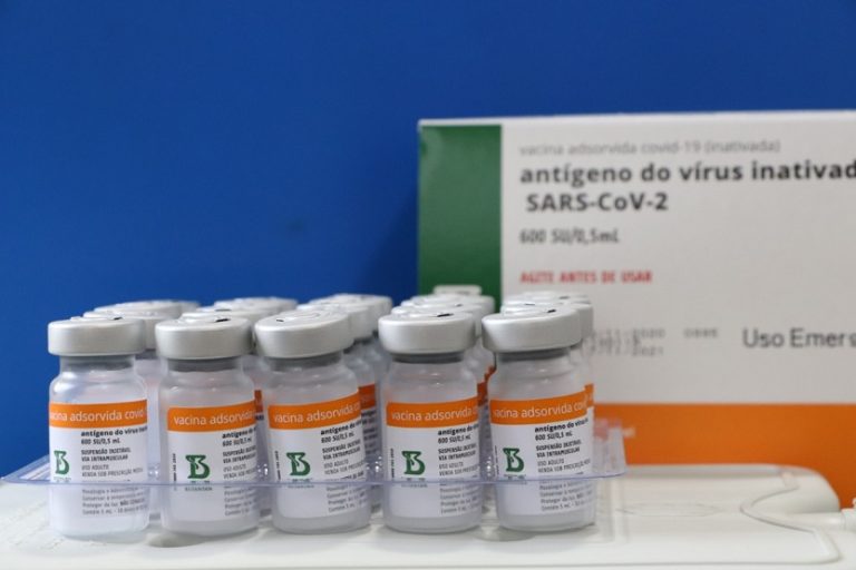 Vacinação é ampliada e ocorre neste sábado em Assis Chateaubriand