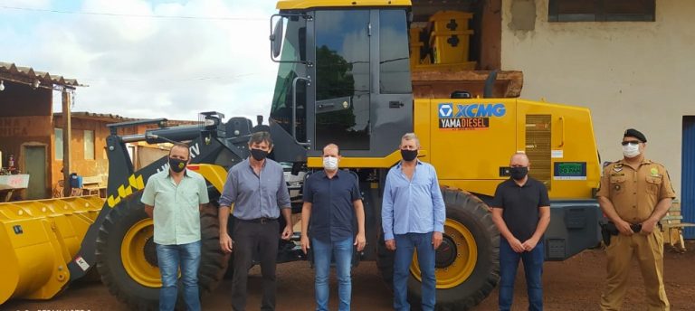 𝐌𝐚𝐫𝐜𝐞𝐥 𝐌𝐢𝐜𝐡𝐞𝐥𝐞𝐭𝐭𝐨 e𝐧𝐭𝐫𝐞𝐠𝐚 pá-c𝐚𝐫𝐫𝐞𝐠𝐚𝐝𝐞𝐢𝐫𝐚 e outros recursos para Tupãssi