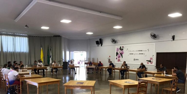 Gestores e lideranças discutem retomada das atividades esportivas na região