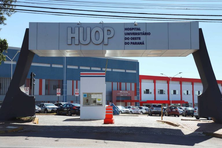 Unioeste abre nesta terça inscrições para contratar cinco profissionais por PSS