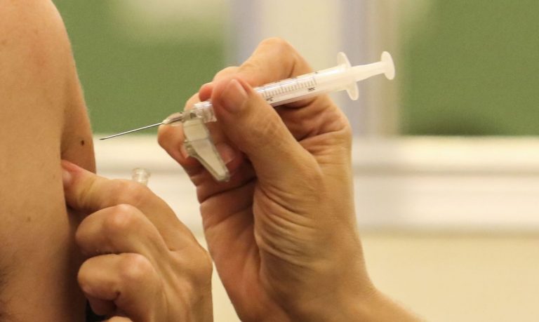 Segunda etapa da vacinação contra a gripe começa nesta terça-feira