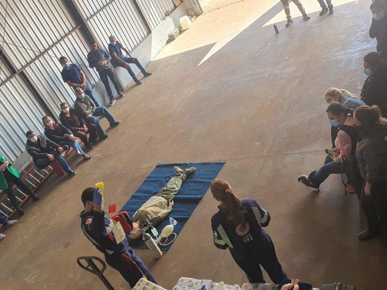 Núcleo de Educação Permanente promove treinamento com  equipes da 10ª e 20ª Regionais