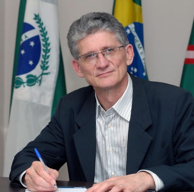 Ortigara lança na Amop Manual  para secretários de Agricultura
