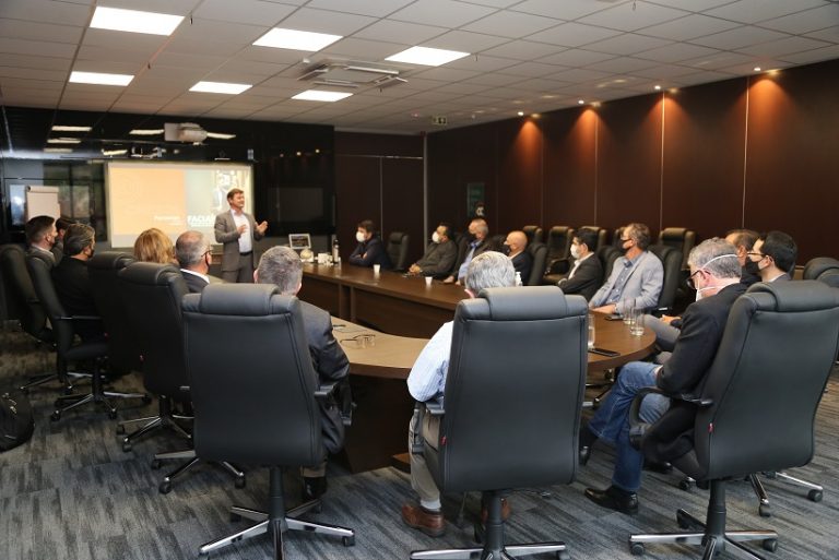 Cresol e Faciap firmam parceria para potencializar atividade empresarial