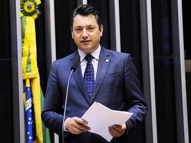 Projeto de Lei visa liberar trânsito de máquinas agrícolas em rodovias