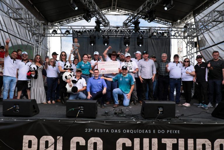 Equipe Rancho do Panda vence Concurso do Peixe Assado na Grelha, Desossado e Recheado