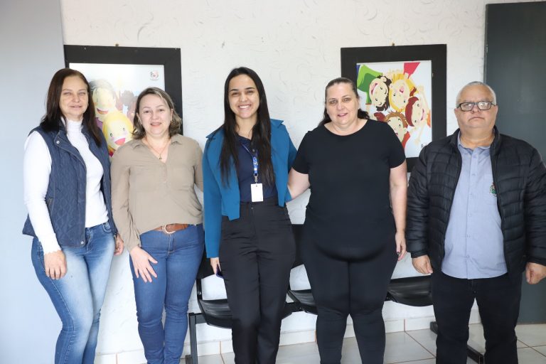 C.vale realiza entrevistas de emprego em bairros de Assis Chateaubriand com apoio do município