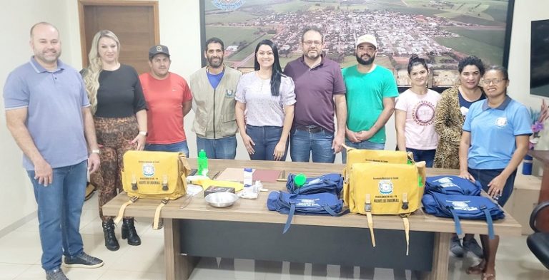 Agentes Comunitários de Saúde e de Endemias recebem material novo de trabalho em Brasilândia do Sul