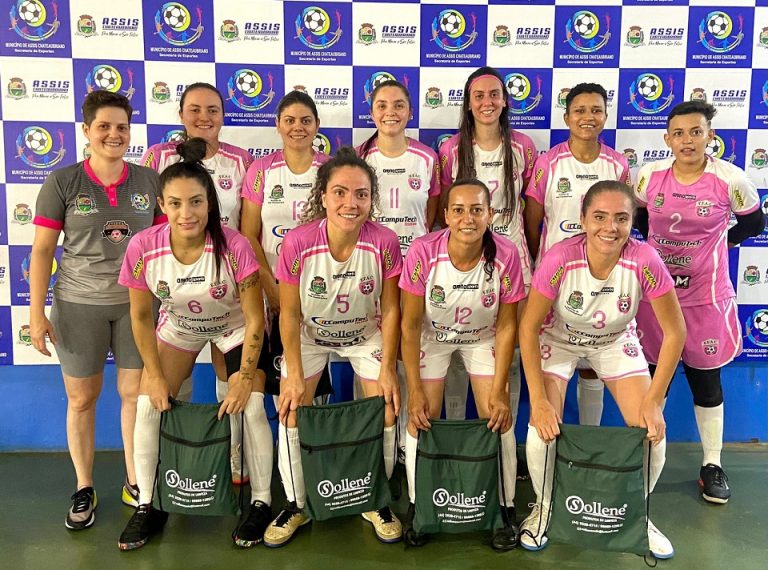 Time feminino de Assis Chateaubriand está na final da Copa AMOP de Futsal
