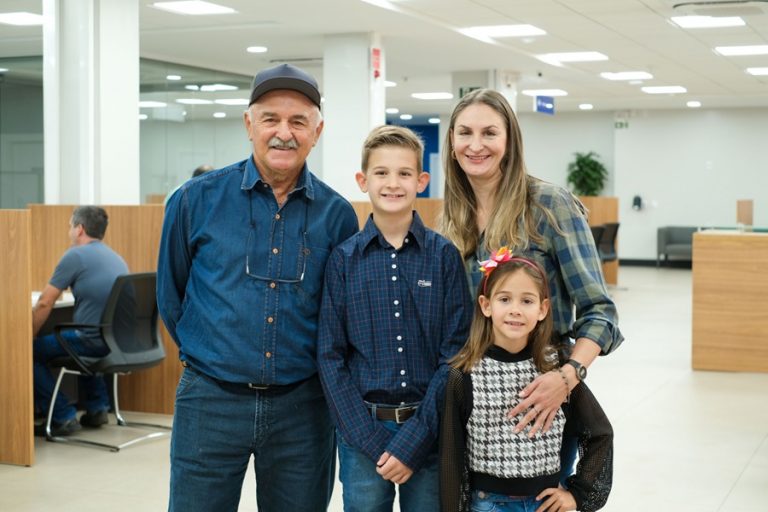 Família de associados da C.Vale fala do orgulho de ser agricultor