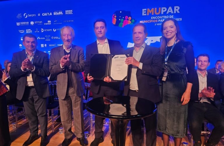 Governador abre II Emupar. Marcel Micheletto assume presidência da AMP