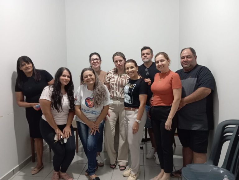 Serviço de Acolhimento Familiar realiza encontro temático para trabalhar e preparar famílias sobre a construção e o rompimento de vínculos
