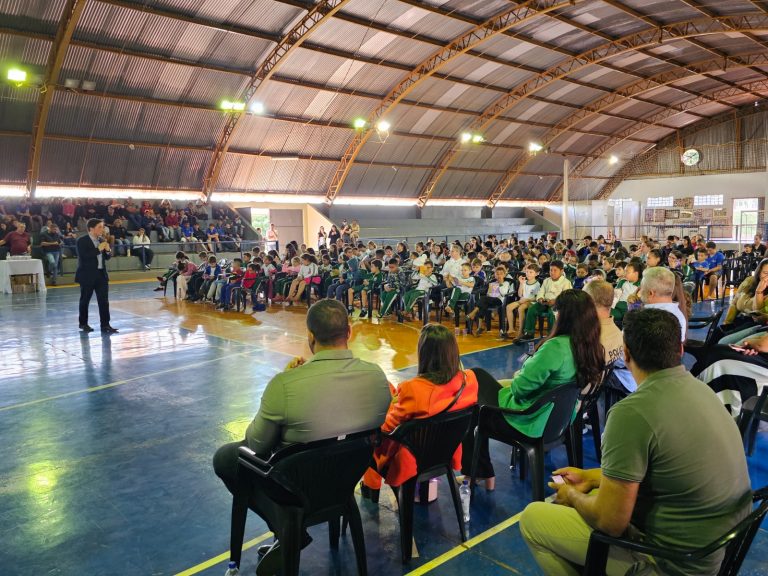 Iracema do Oeste promove palestra alusiva ao dia nacional de combate ao abuso e à exploração sexual de crianças e adolescentes