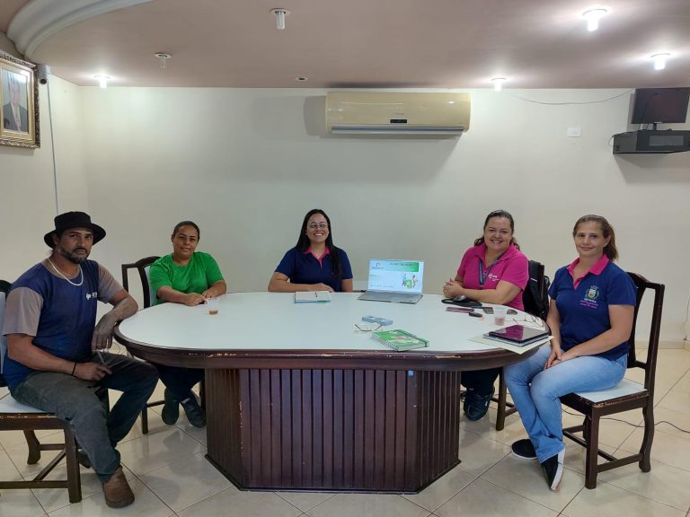 Reunião em Iracema do Oeste destaca resultados da gestão de resíduos recicláveis