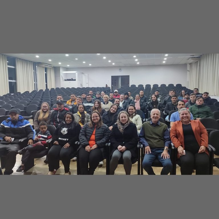 Palestra para MEIs é realizada em Assis Chateaubriand durante a Semana MEI