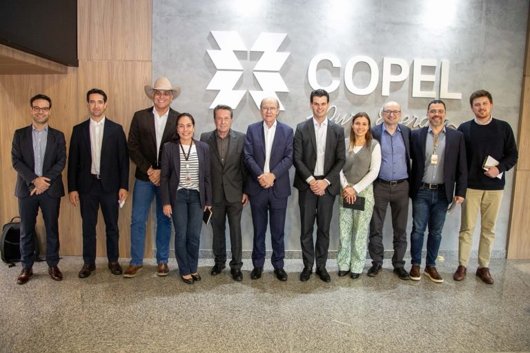Copel vai montar plano para atender demandas da C.Vale