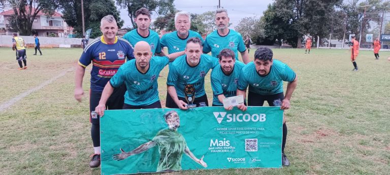 Jesuítas participa de competições de futebol e conquista bons resultados nas categorias de base e veteranos