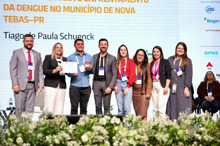 Iniciativas de municípios do Paraná são premiadas em congresso nacional de saúde