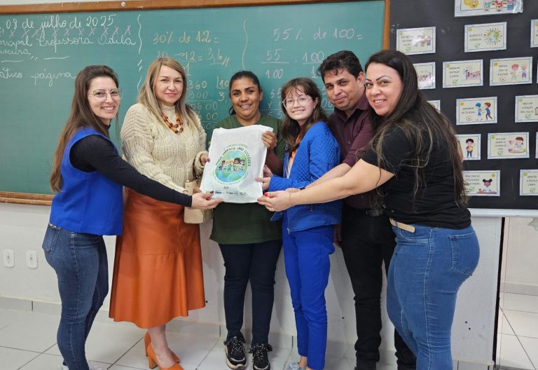Alunos de Assis Chateaubriand são reconhecidos pela participação no Concurso Jornal Ambiental
