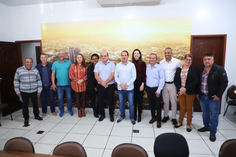 Osmar Rinki assume Prefeitura de Assis Chateaubriand como prefeito em exercício