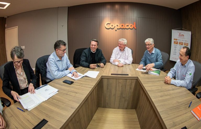 Copacol recebe comitiva do governo do Paraná que apresenta tripé para alavancar o campo