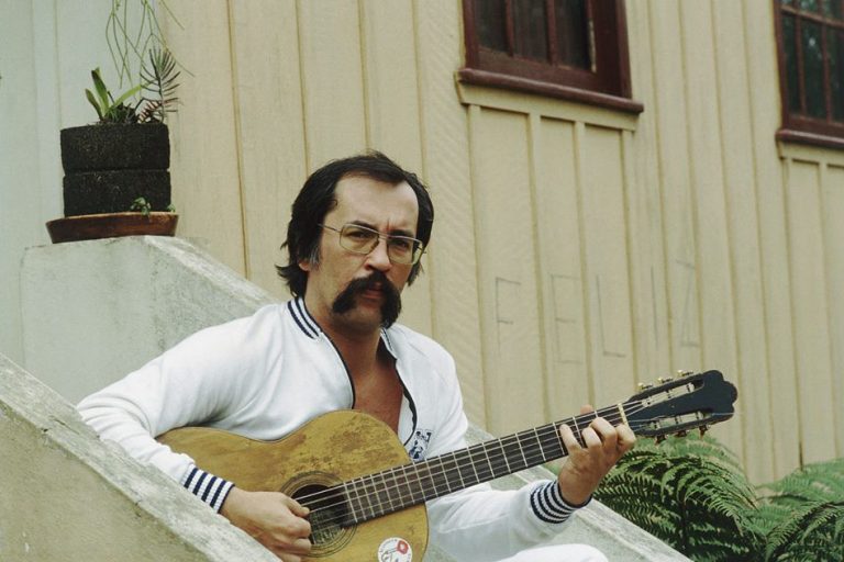 Um bigode que não sai de moda: conheça a obra de Paulo Leminski, homenageado da Flip