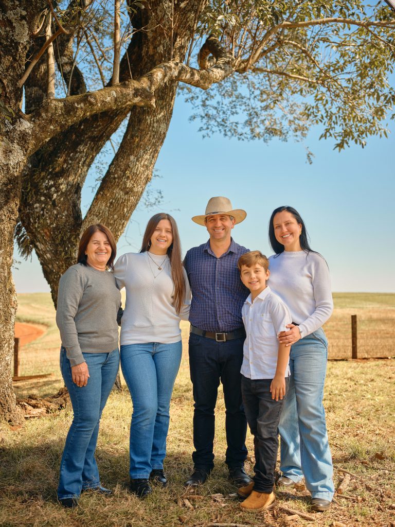 Família de Pitanga (PR) usa tecnologia e sementes C.Vale para ampliar produtividades