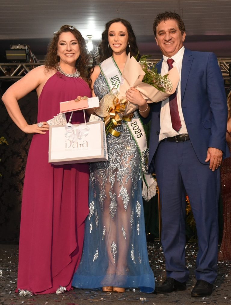 Beleza e emoção: Isabeli Portaluppi é eleita Miss Tupãssi