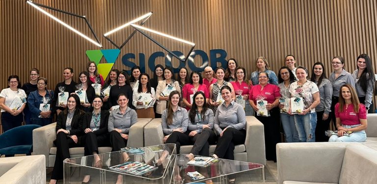 Sicoob Médio Oeste promove encontro “Café com Elas” em Tupãssi