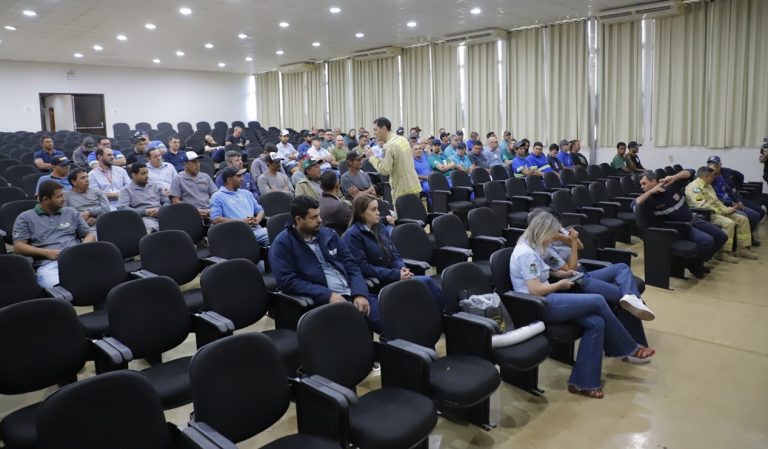 Treinamento para trabalhadores de unidades armazenadoras de grãos é realizado em Assis Chateaubriand