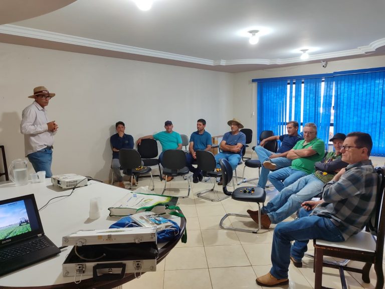 Prefeitura de Iracema do Oeste e IDR-Paraná promovem capacitação para produtores rurais