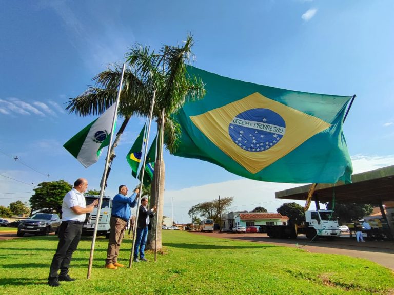 Desfile de 7 de setembro é marcado por patriotismo e homenagens no Distrito de Bragantina