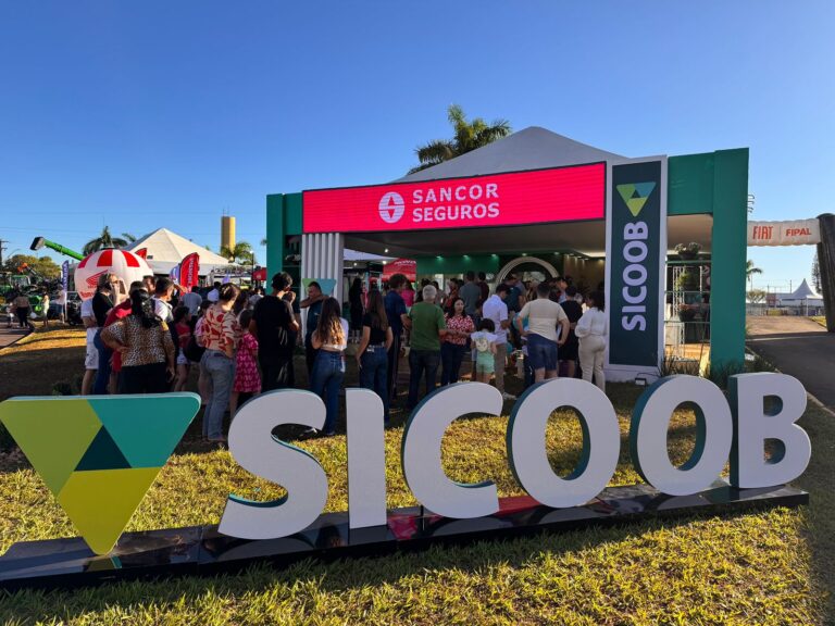 Sicoob Médio Oeste: Filó, estande e valorização de talentos locais são destaques na Expo Assis 2025