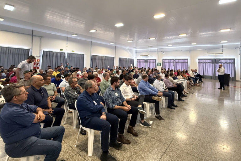 C.Vale reúne 160 produtores em Assis Chateaubriand