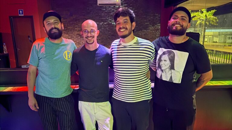 Banda autoral de Assis Chateaubriand estreia nos palcos e transforma o cotidiano em poesia