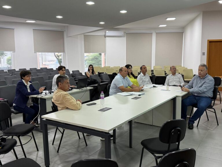 Prefeita Elza participa de Assembléia Geral do Consórcio Intermunicipal Piquiri