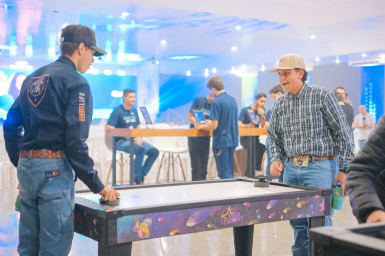 Sucessão familiar atrai mais de 600 jovens em evento da C.Vale