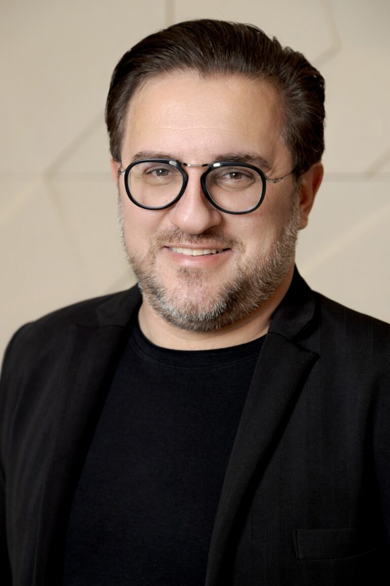 Assis Chateaubriand recebe o lançamento do livro “O Poder da Informação Qualificada”, de Rodrigo Katarinhuk