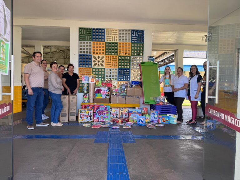 Escolas de Jesuítas recebem mais de R$ 100 mil em materiais e equipamentos