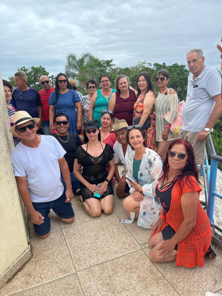 Administração de Iracema do Oeste promove viagem cultural com a Terceira Idade