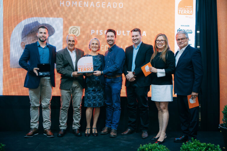 Associados da C.Vale recebem prêmio estadual